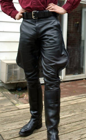 LEATHER CLOTHING